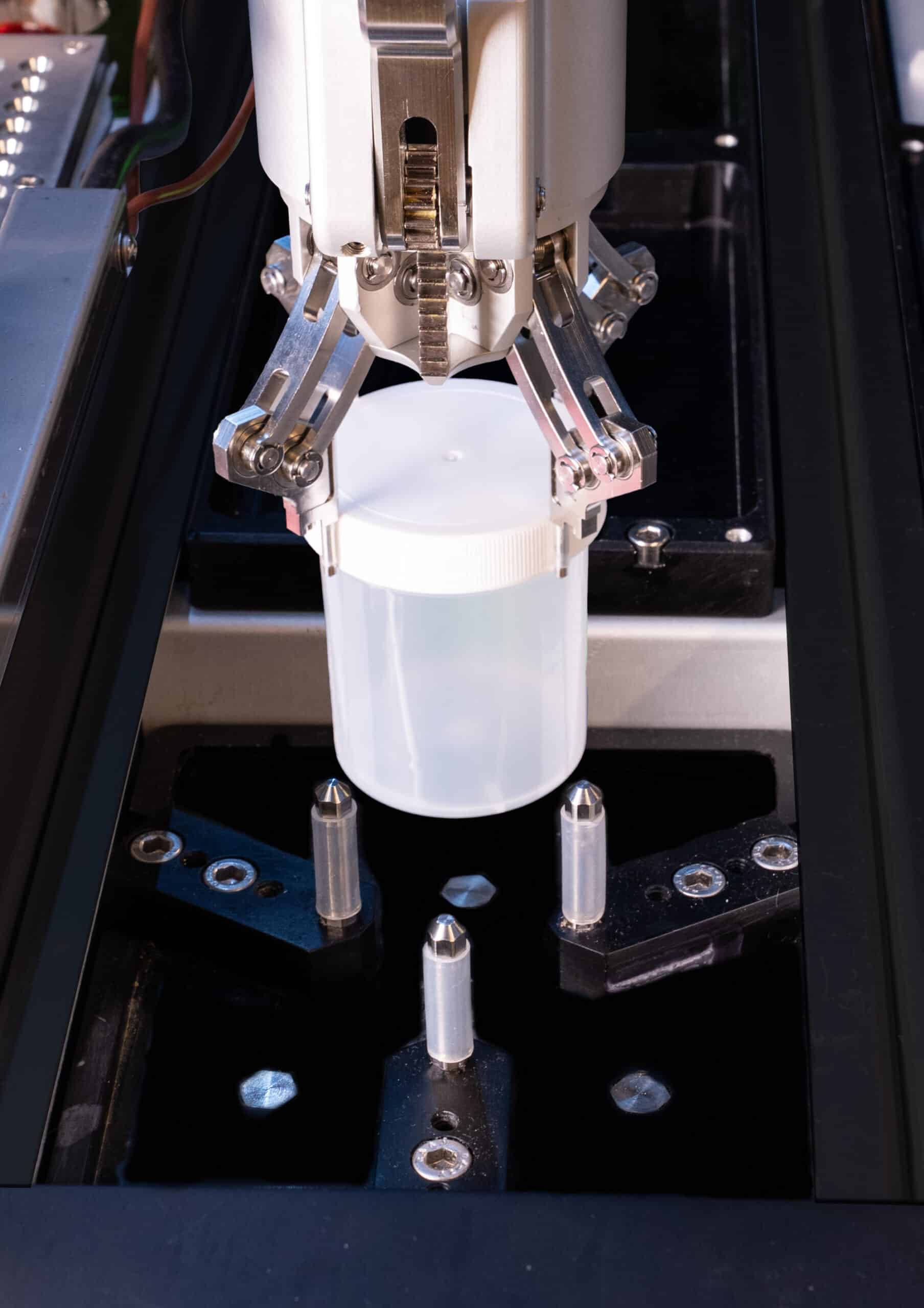 p10-FlackTek-capping